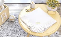https://gdg-images.s3.sa-east-1.amazonaws.com/fotos/102679/manta-chuva-de-amor-amarelo-232479.jpg