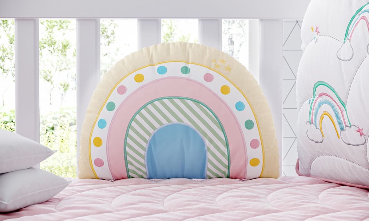 https://gdg-images.s3.sa-east-1.amazonaws.com/fotos/126592/kit-berco-arco-iris-patchwork-284198.jpg