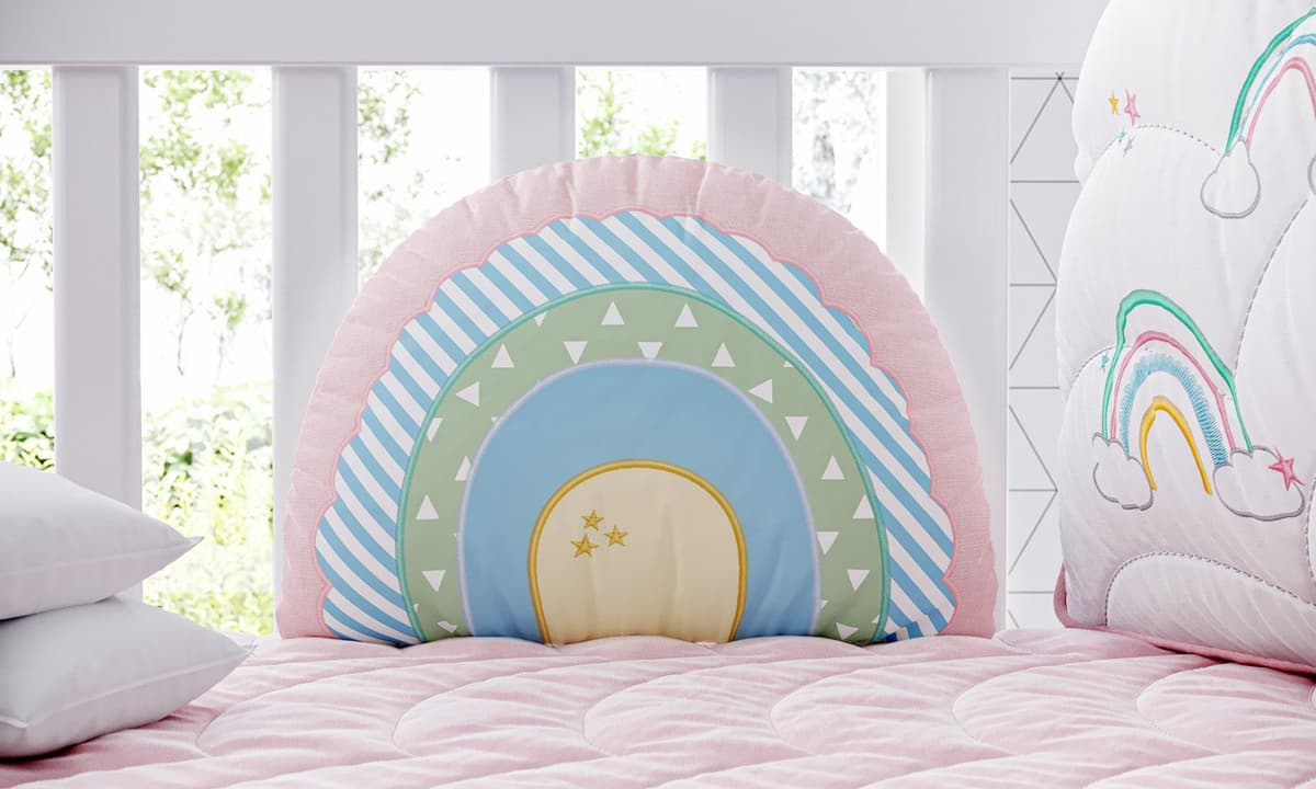 https://gdg-images.s3.sa-east-1.amazonaws.com/fotos/126592/kit-berco-arco-iris-patchwork-284199.jpg