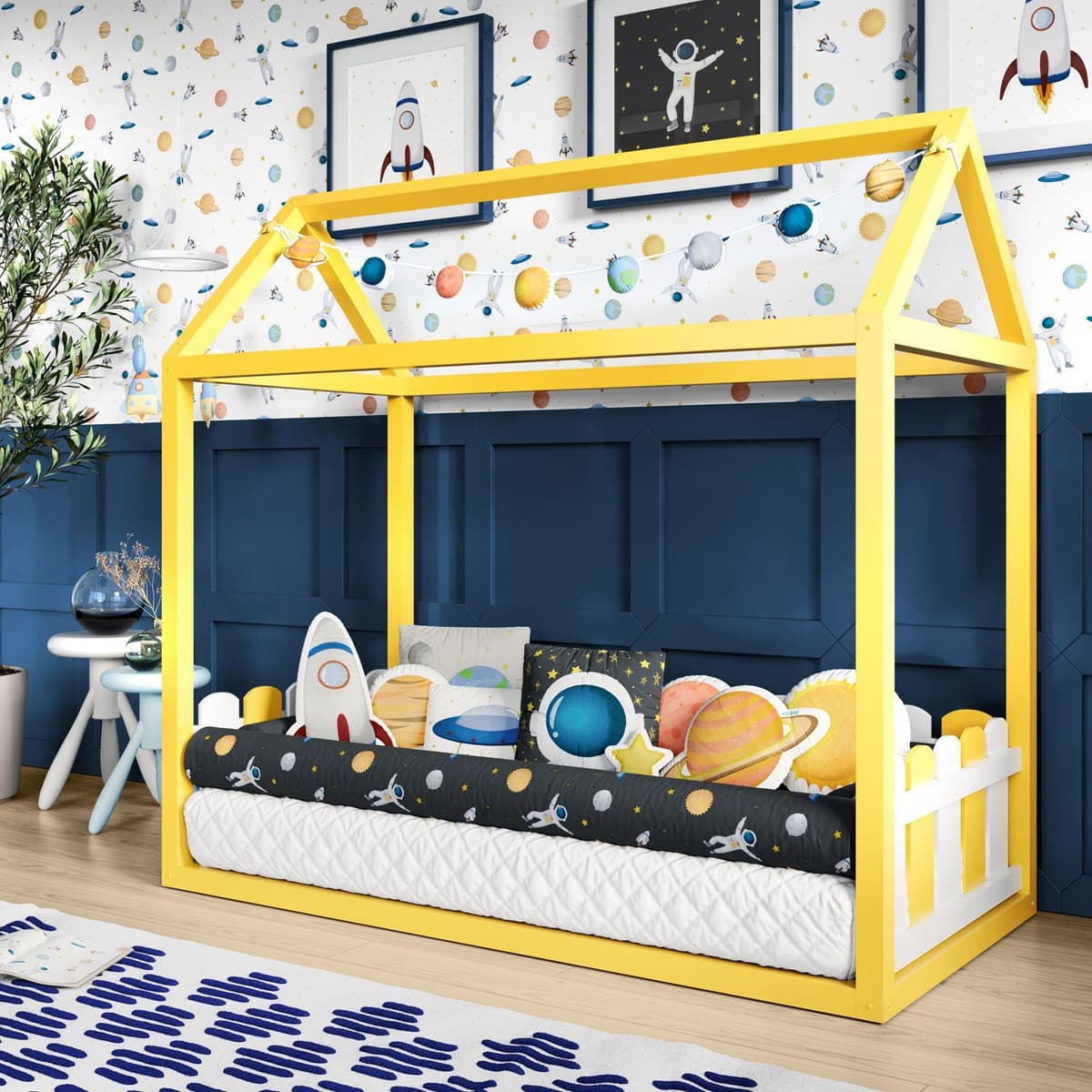 https://gdg-images.s3.sa-east-1.amazonaws.com/fotos/150137/almofada-saturno-amarelo-33cm-401561.jpg