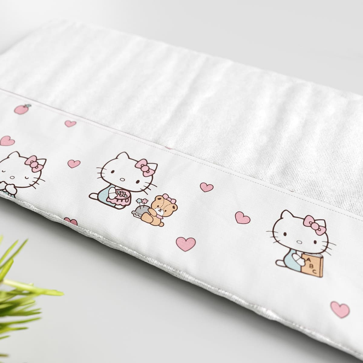 https://gdg-images.s3.sa-east-1.amazonaws.com/fotos/151207/fraldas-boca-hello-kitty-baby-357126.jpg