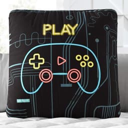 https://gdg-images.s3.sa-east-1.amazonaws.com/fotos/157412/almofada-quadrada-games-30cm-369273.jpg