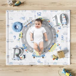https://gdg-images.s3.sa-east-1.amazonaws.com/fotos/162715/tapete-mesversario-carrinhos-411259.jpg