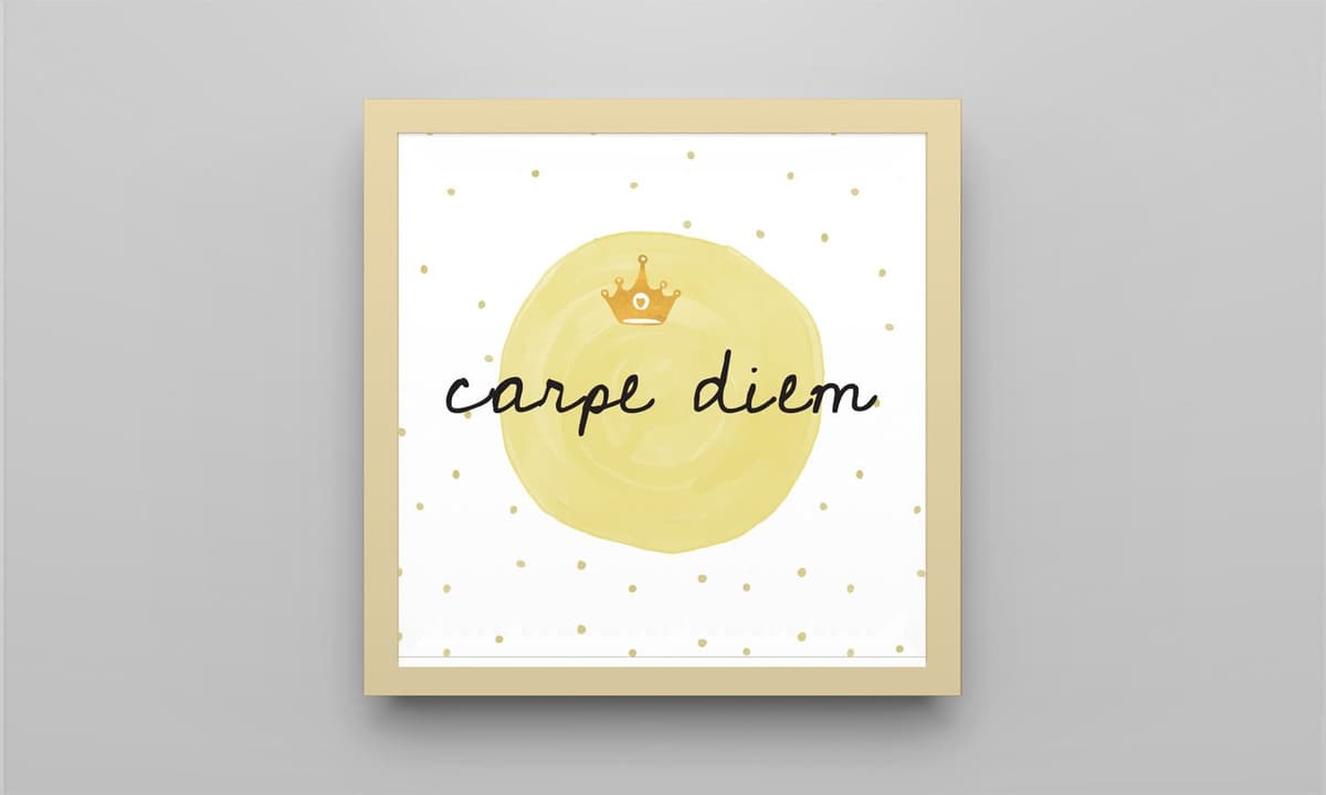 https://gdg-images.s3.sa-east-1.amazonaws.com/fotos/86923/quadro-carpe-diem-amarelo-20cm-193597.jpg