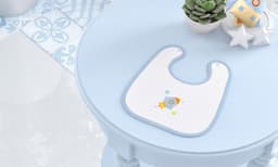 https://gdg-images.s3.sa-east-1.amazonaws.com/fotos/90100/babador-patchwork-azul-204827.jpg