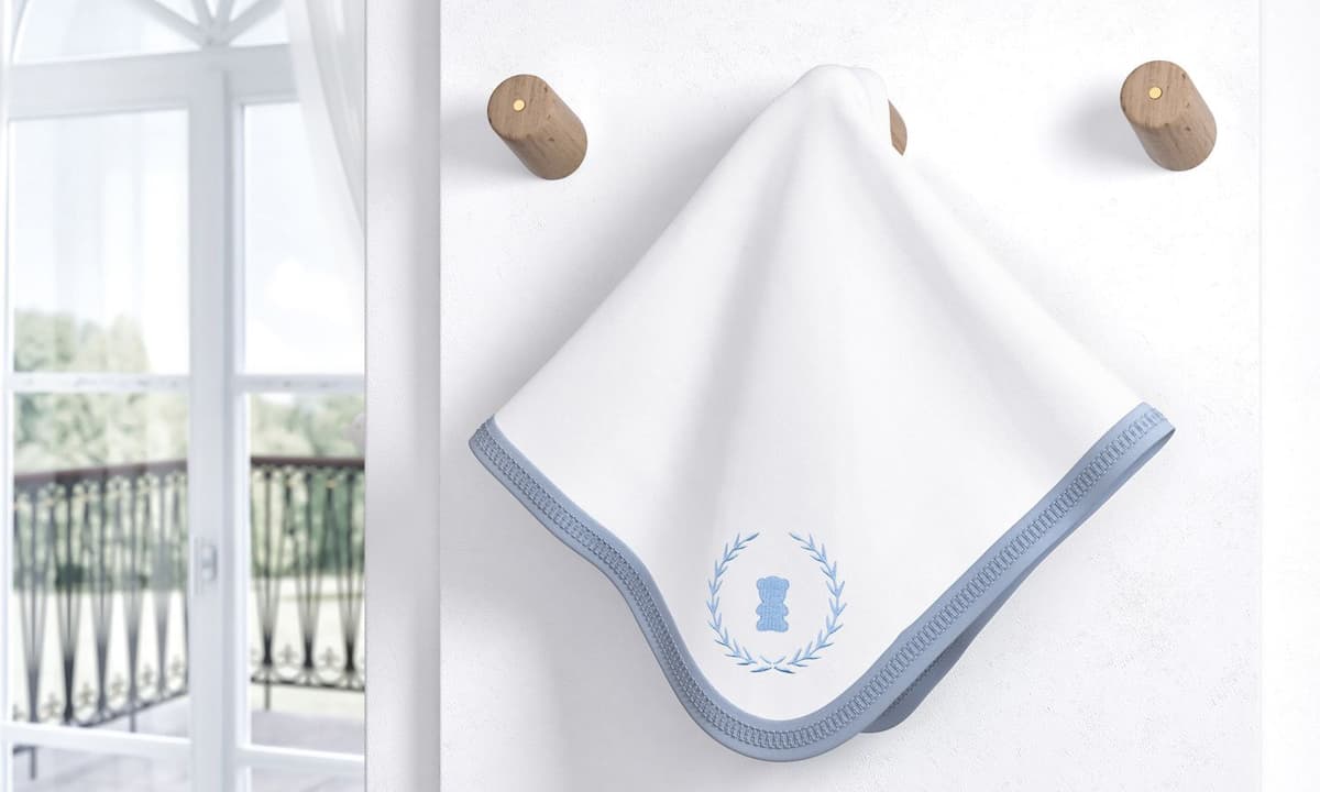 https://gdg-images.s3.sa-east-1.amazonaws.com/fotos/96128/cueiro-urso-tricot-luxo-azul-217441.jpg