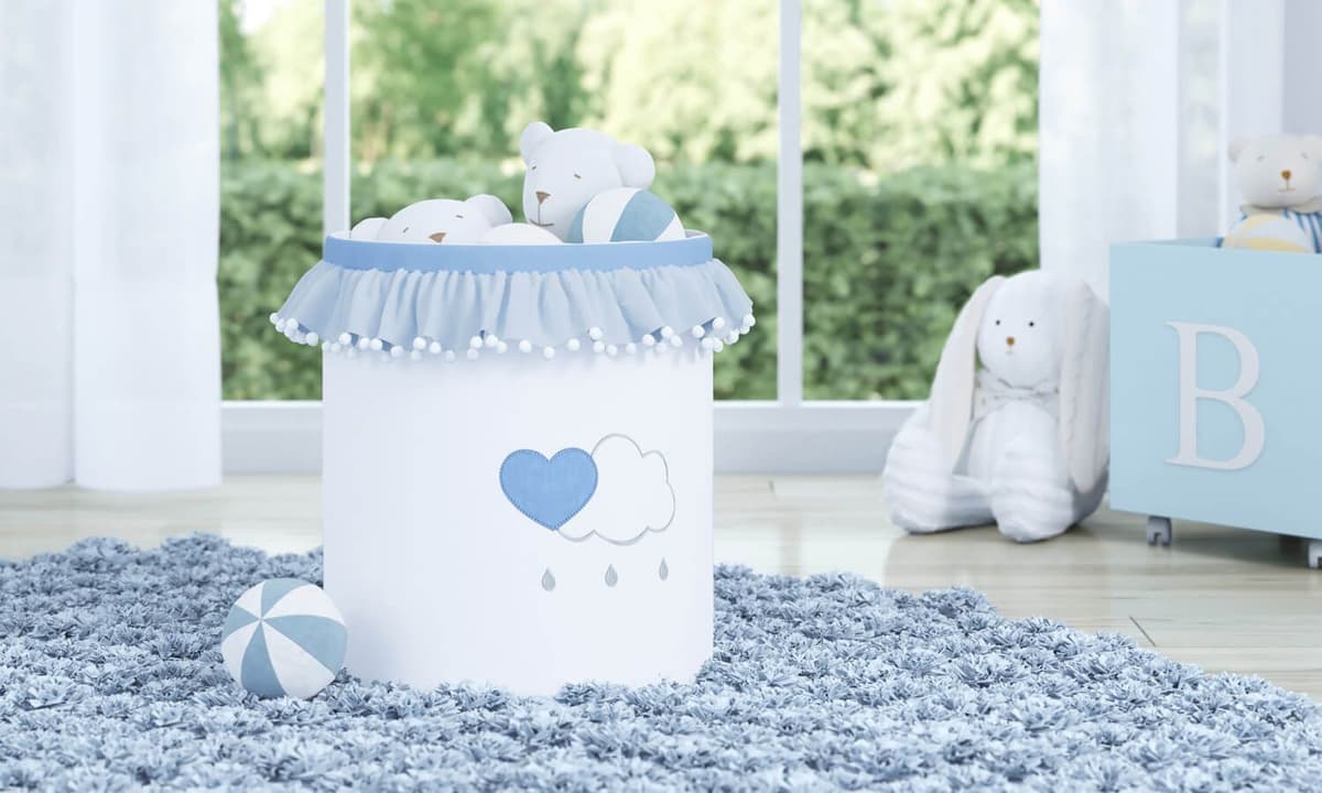 https://gdg-images.s3.sa-east-1.amazonaws.com/fotos/100053/cesto-organizador-para-brinquedos-pompom-e-babado-chuva-de-amor-azul-24cm-229223.jpg
