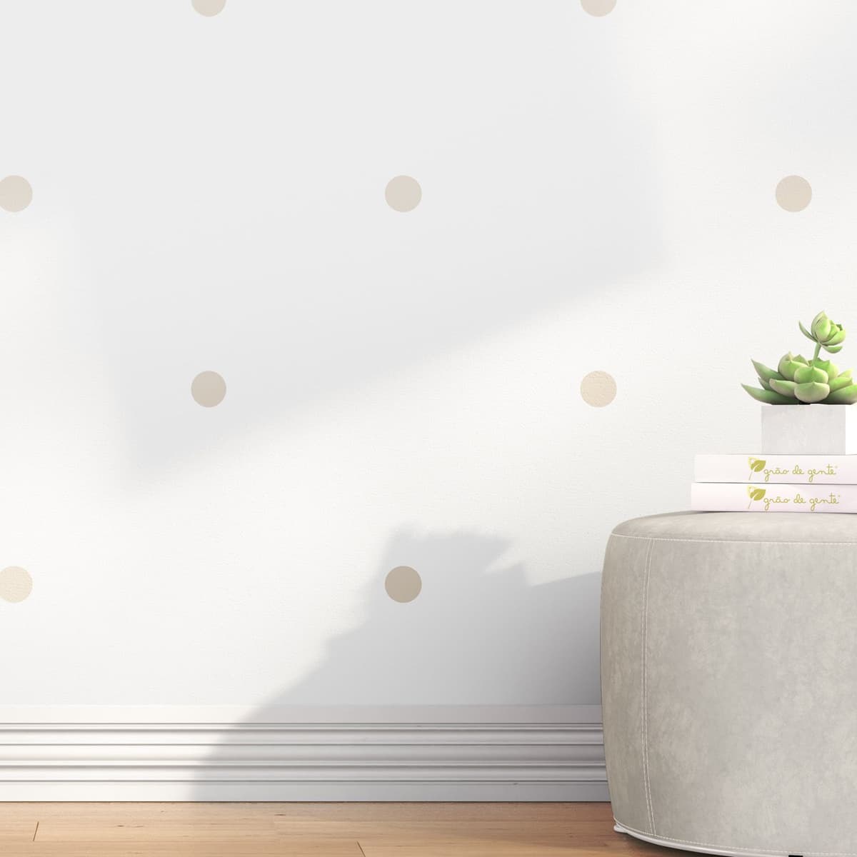 https://gdg-images.s3.sa-east-1.amazonaws.com/fotos/113998/papel-de-parede-bolinhas-bege-3m-246580.jpg