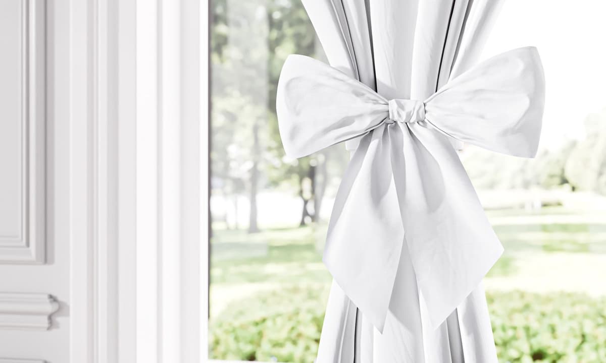 https://gdg-images.s3.sa-east-1.amazonaws.com/fotos/139035/cortina-classica-com-lacos-branco-2-30m-298164.jpg