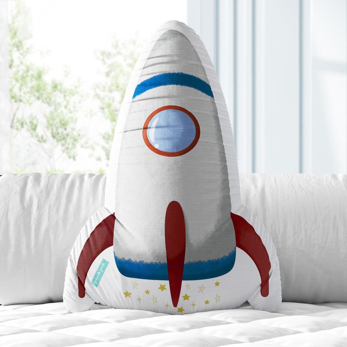 https://gdg-images.s3.sa-east-1.amazonaws.com/fotos/150141/almofada-foguete-do-astronauta-33cm-328511.jpg
