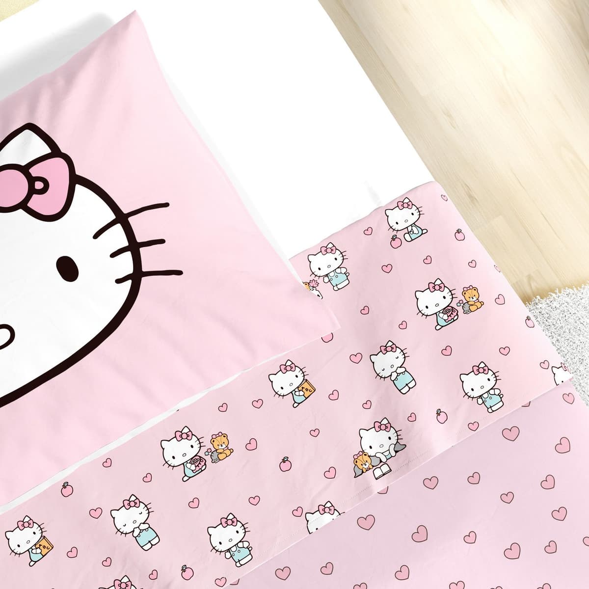 https://gdg-images.s3.sa-east-1.amazonaws.com/fotos/151225/jogo-de-lencol-infantil-solteiro-hello-kitty-3-pecas-357364.jpg