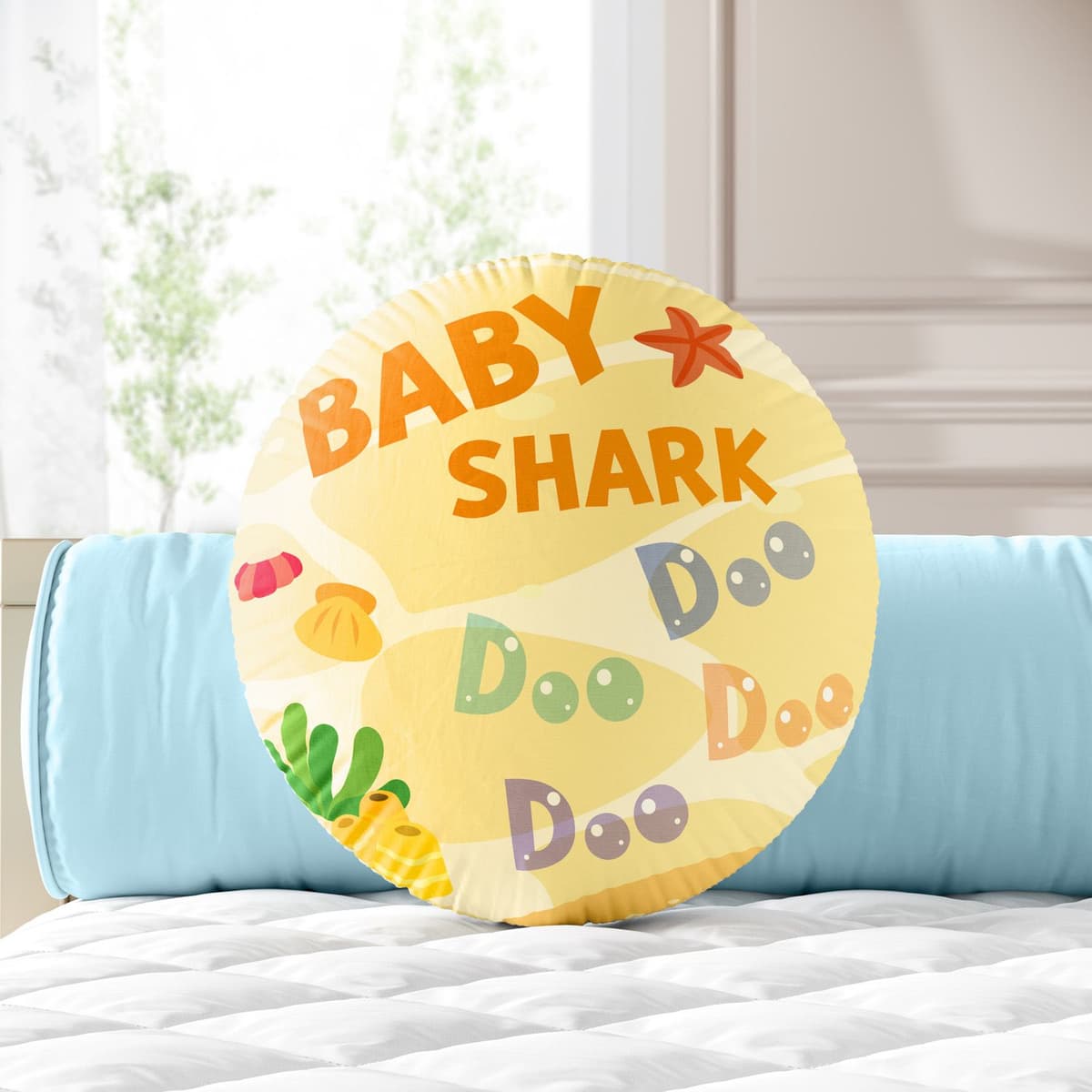 https://gdg-images.s3.sa-east-1.amazonaws.com/fotos/178004/almofada-redonda-baby-shark-doo-doo-401116.jpg