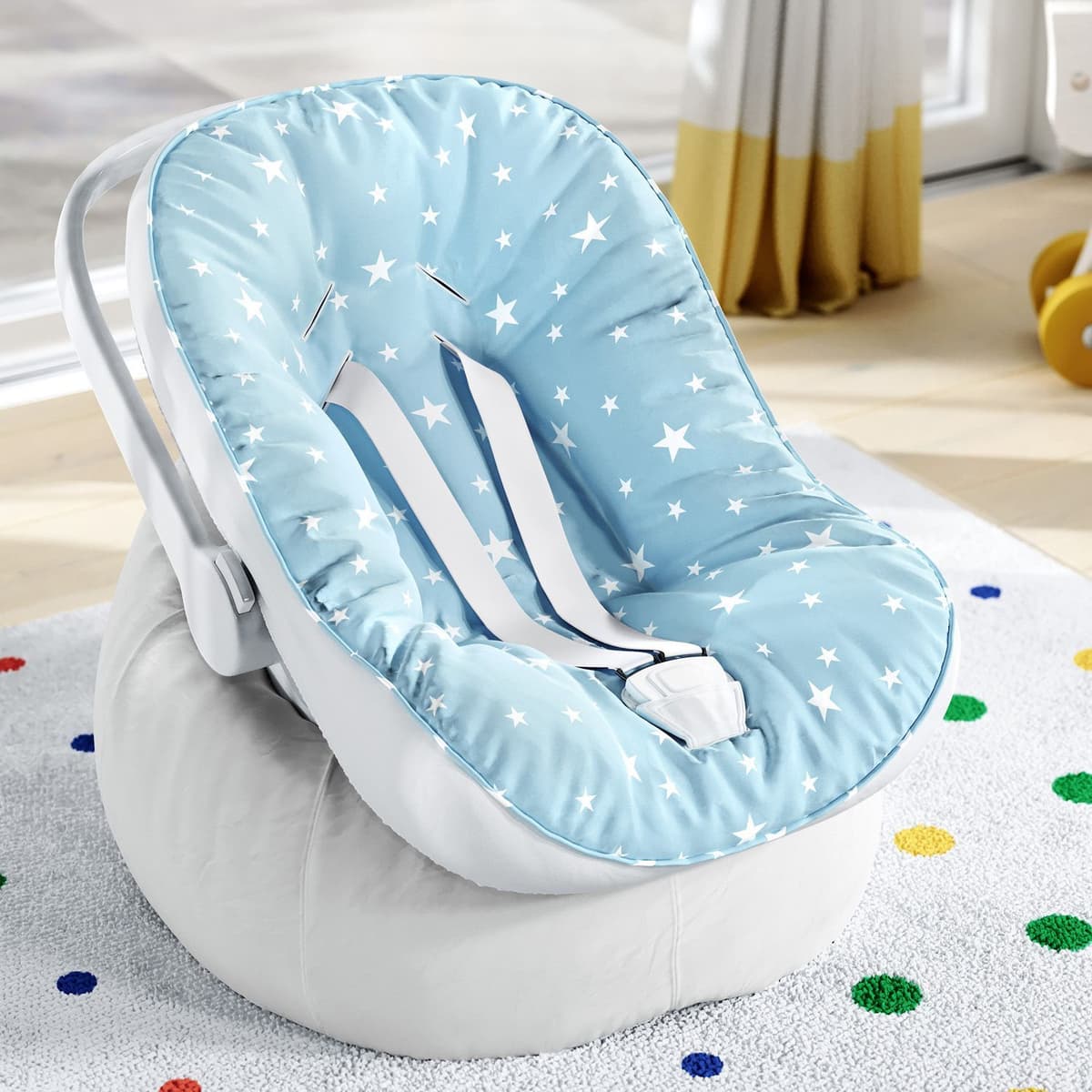https://gdg-images.s3.sa-east-1.amazonaws.com/fotos/183641/capa-de-bebe-conforto-estrelinhas-azul-e-branco-402004.jpg