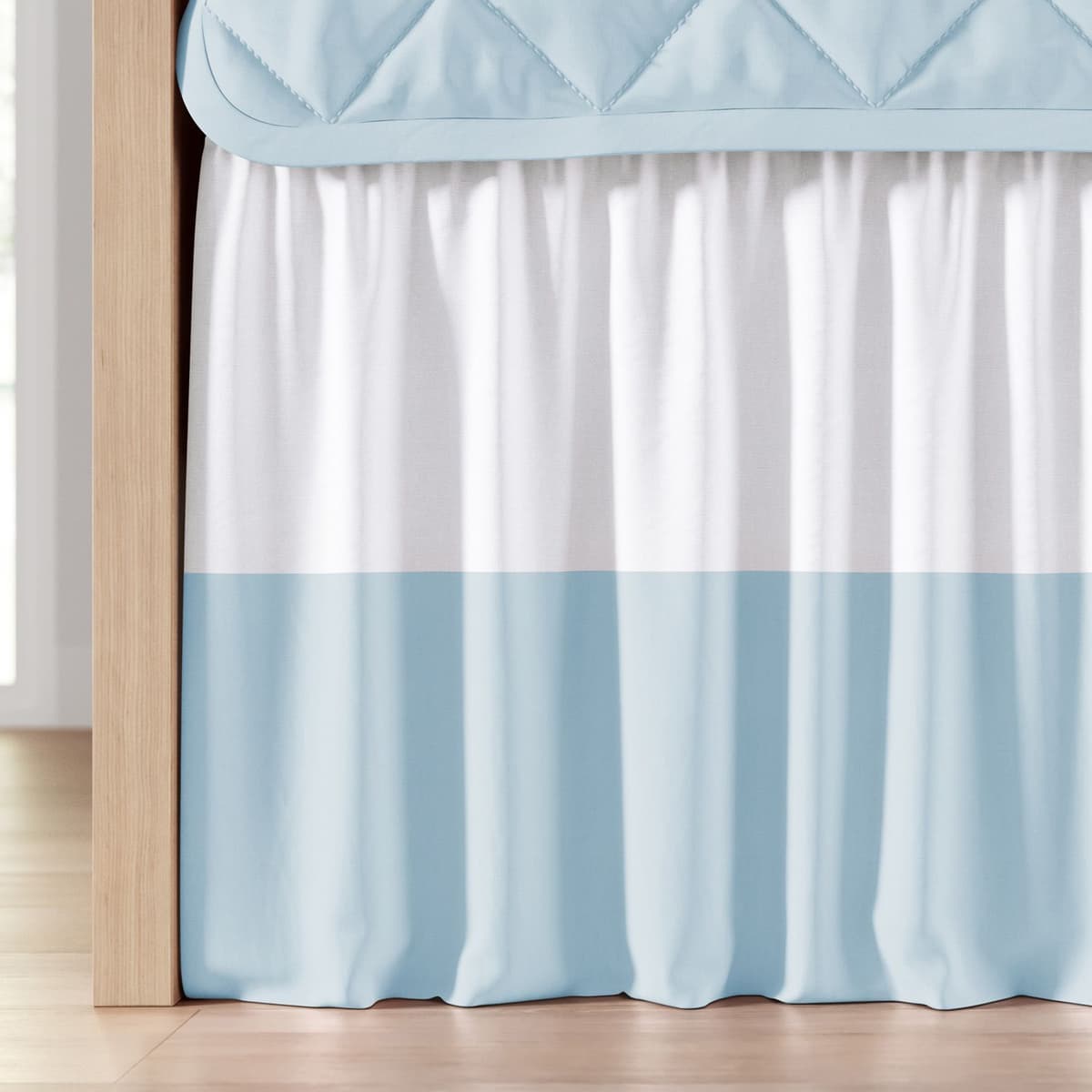 https://gdg-images.s3.sa-east-1.amazonaws.com/fotos/200421/quarto-de-bebe-completo-urso-aviador-azul-bebe-25-pecas-489928.jpg
