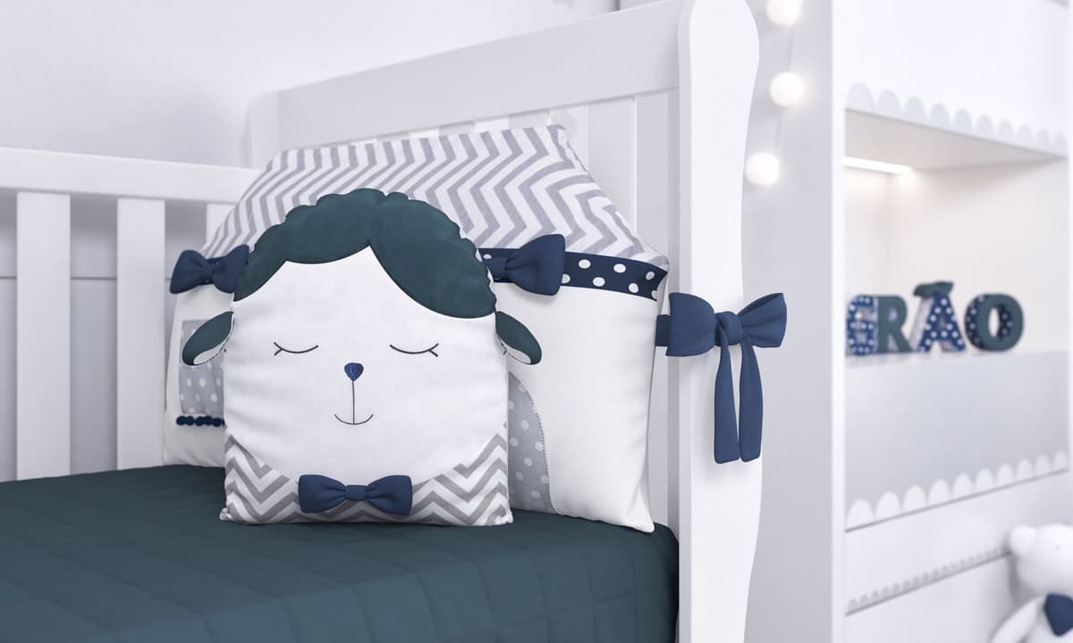 https://gdg-images.s3.sa-east-1.amazonaws.com/fotos/82950/almofada-amiguinho-carneirinho-azul-marinho-185781.jpg