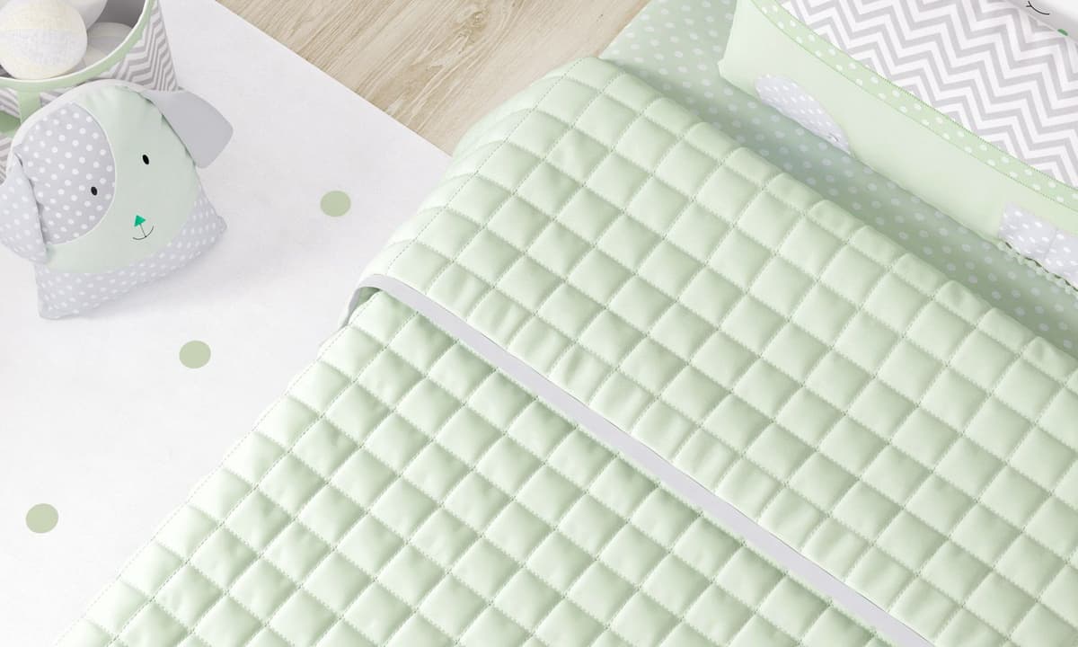 https://gdg-images.s3.sa-east-1.amazonaws.com/fotos/93786/edredom-de-cama-kids-matelado-amiguinhos-verde-211277.jpg