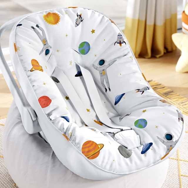 Capa de Bebê Conforto com Protetor de Cinto Astronautas