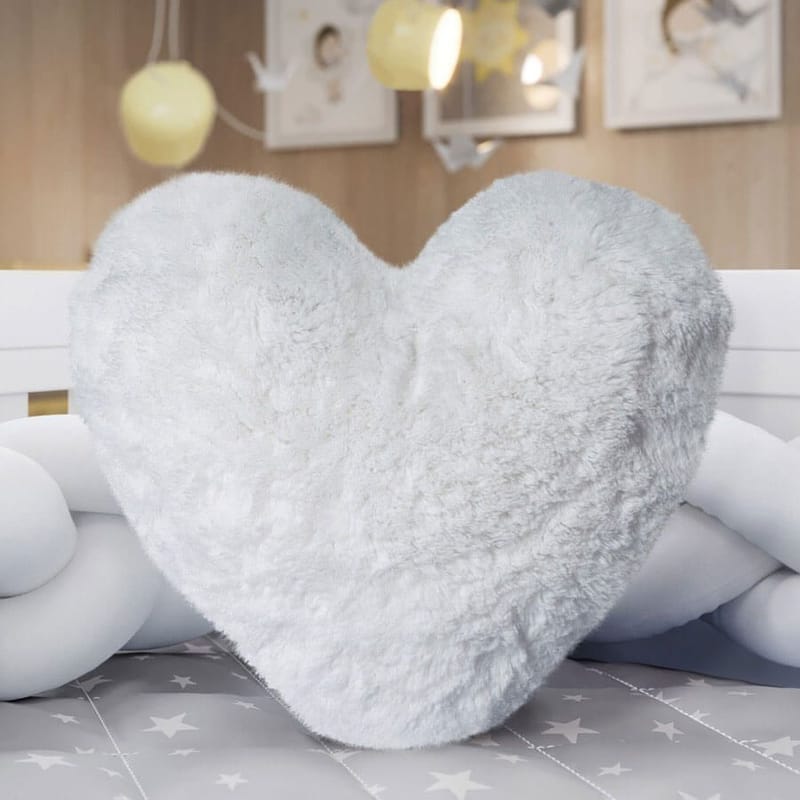 Almofada Coração Pelúcia 30cm